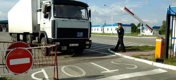Правительство ввело временное положение по лицензированию импорта, экспорта вооружений и военной техники — Tazabek