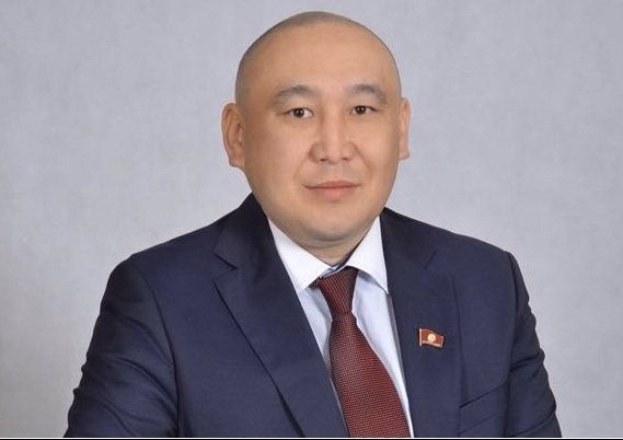Гендиректор ГП «Кыргызкомур» М.Джаманбаев включен в состав лицензионной комиссии Промэнергонедра — Tazabek