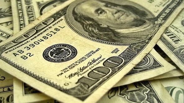«Курс валют»: Доллар продается по 68,85 сома (график) — Tazabek