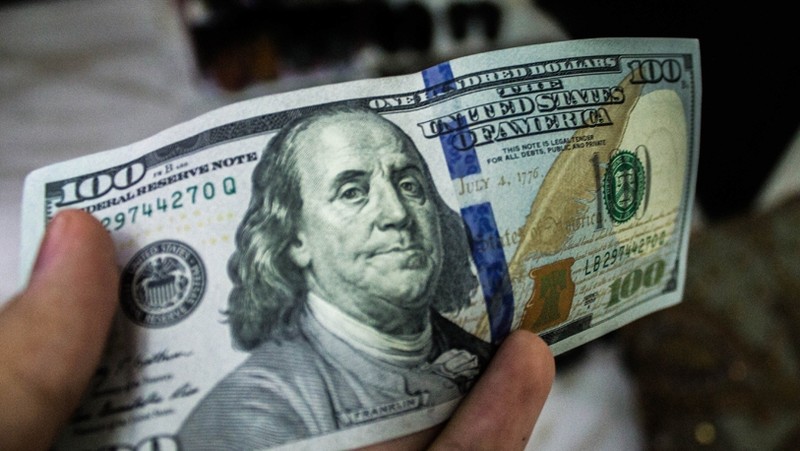 «Утренний курс валют»: Доллар продается по 68,90 сома — Tazabek