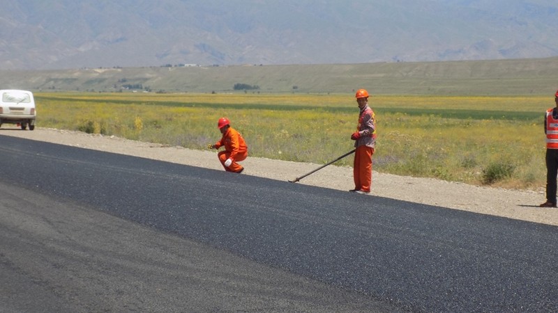 Депутат предложил Минтрансу привлечь международные финансовые организации для ремонта сельских дорог — Tazabek