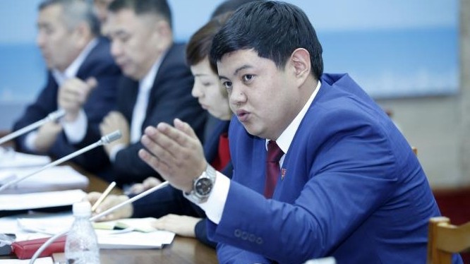 Депутат предлагает включить понятие «картельный сговор» в закон о госзакупках — Tazabek