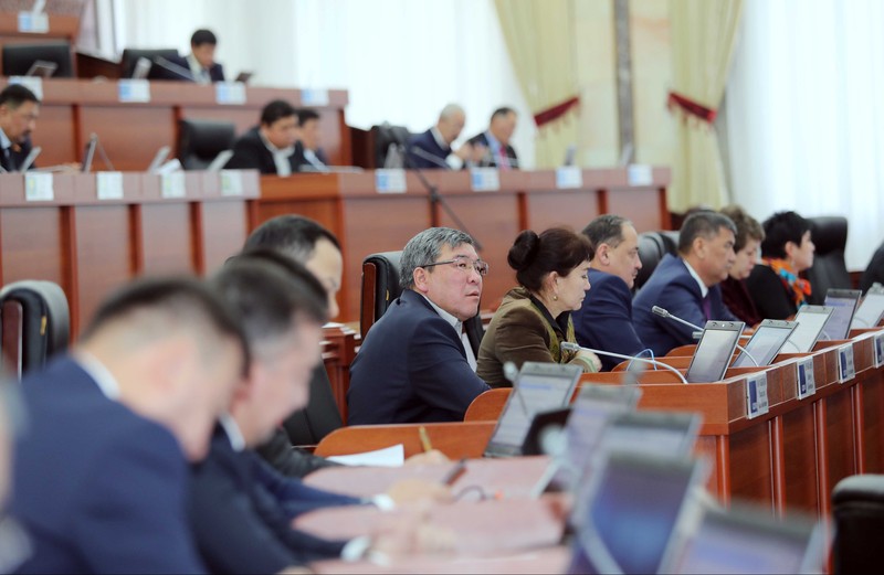 Депутат попросил довести до конца модернизацию оставшихся блоков на ТЭЦ Бишкека — Tazabek