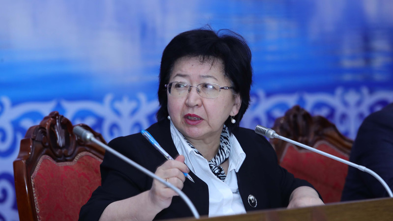 Нацбанк не может участвовать в бюджетном процессе, - министр финансов Б.Жеенбаева — Tazabek