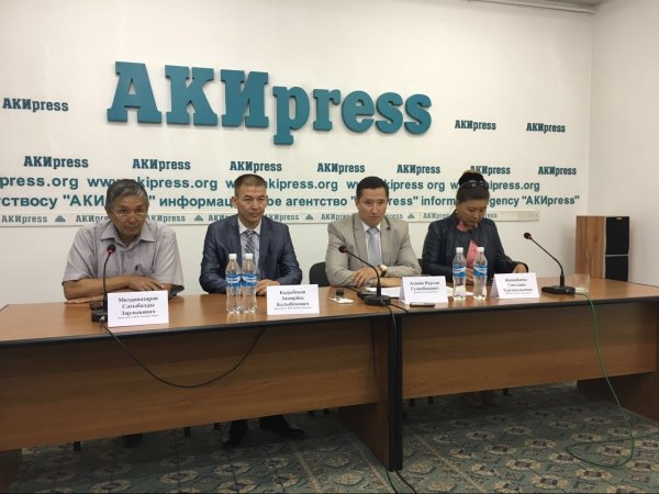 Представители жилищно-строительных кооперативов намерены подать в суд на Demir Bank за расторжение контракта — Tazabek