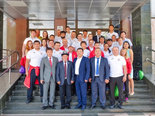 MegaCom проводил олимпийскую сборную Кыргызстана в добрый путь! — Tazabek