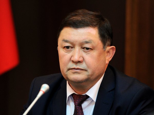 Министр З.Айдаров отчитал директора Департамента дорожного хозяйства К.Бозалаева — Tazabek