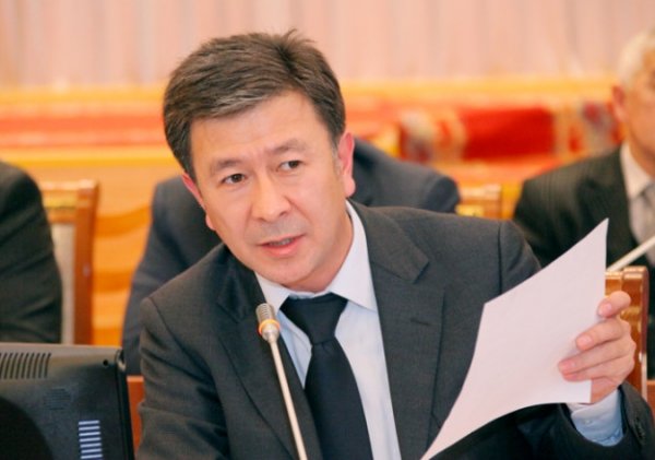 Депутат А.Шадиев предложил правительству создать с Китаем фонд развития наподобие Российско-Кыргызского — Tazabek