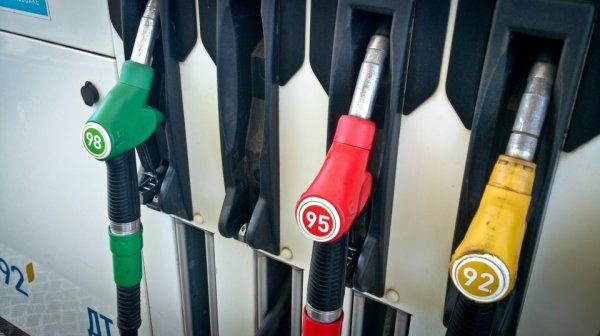 Рынок ГСМ: За январь выросли цены на бензин Аи-80 и снизились на дизтопливо (цены, АЗС) — Tazabek