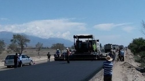 Минтрансу выдано временное разрешение на разработку 8 карьеров для строительства дорог Север—Юг и Ош—Баткен—Исфана — Tazabek