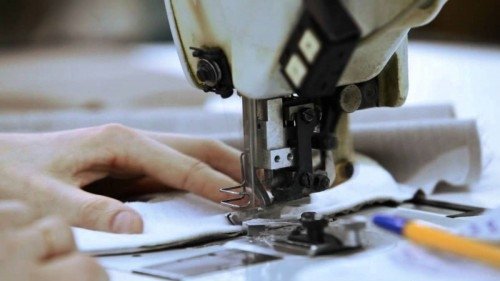 62 профлицея Кыргызстана ежегодно выпускают 5 тысяч специалистов для швейной отрасли