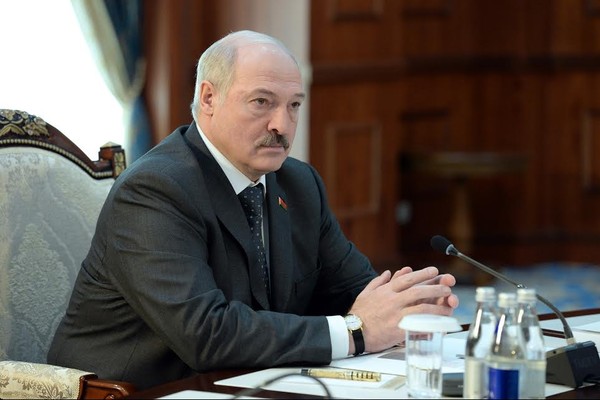 Президент Беларуси А.Лукашенко предложил ввести мораторий на документы, носящие дискриминационный характер по отношению к партнерам по ЕАЭС — Tazabek