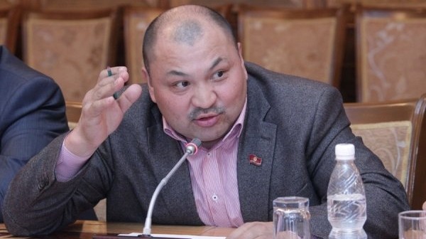 Нацэнергохолдинг «забрал головы, а ноги оставил», - депутат К.Рыспаев — Tazabek