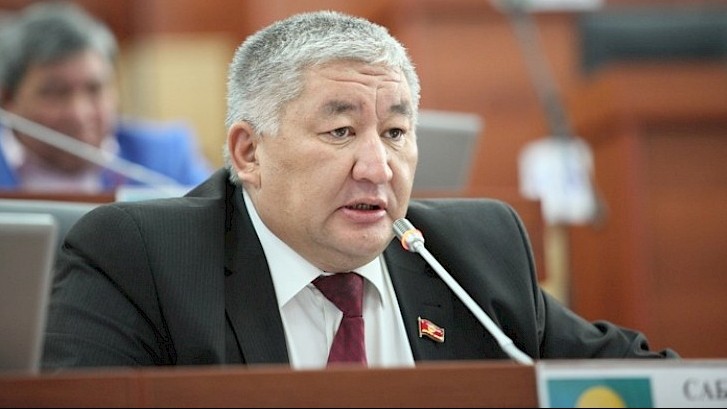 Премьер попросил депутата на тэт-а-тэт обсудить строительство ГЭС в Сары-Жазе — Tazabek