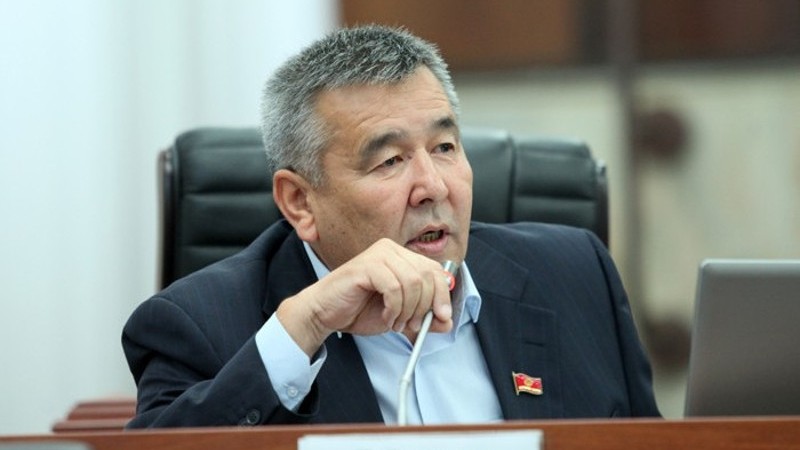 Депутат раскритиковал заместителей Д.Зилалиева и сказал, что понимает, почему его поставили председателем в ФГИ – чтобы навести порядок — Tazabek