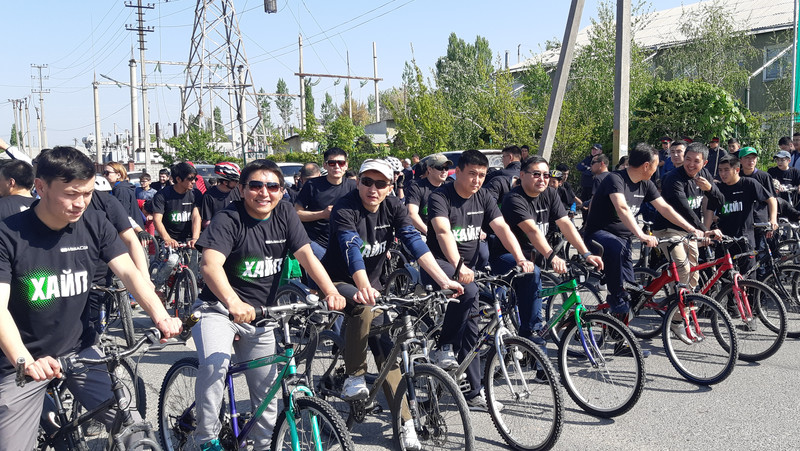 Жители солнечного города Ош поприветствовали веловесну! — Tazabek