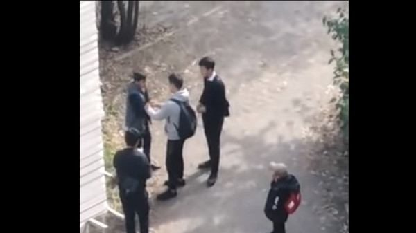 Кого из милиционеров наказали за «разборки» учеников бишкекской школы №66?
