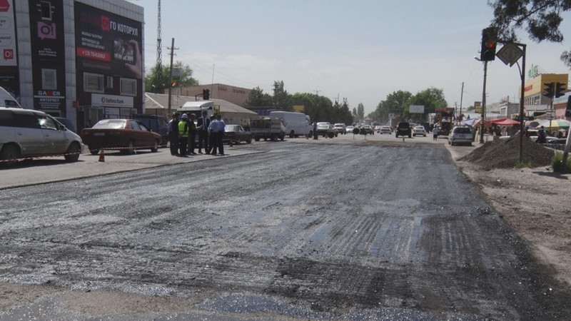 Какие строительные работы завершены на автодороге Бишкек—Кара-Балта? — Tazabek