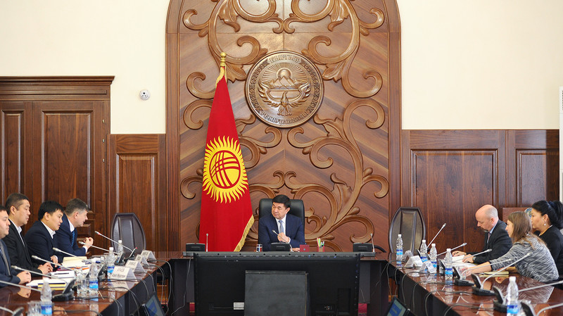 Премьер  поручил ускорить процесс создания института бизнес-омбудсмена в Кыргызстане — Tazabek
