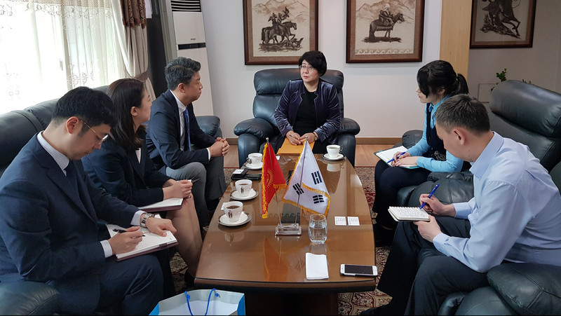 Кыргызстан и Корея обсудили возможность реализации социально-значимых и инфраструктурных проектов в КР на $100 млн — Tazabek