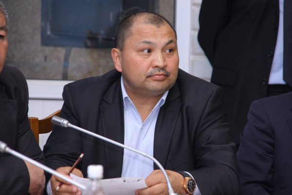 Депутат К.Рыспаев инициирует рассмотрение выполнения правительством поручения ЖК по проекту строительства 15 малых ГЭС Чехией — Tazabek