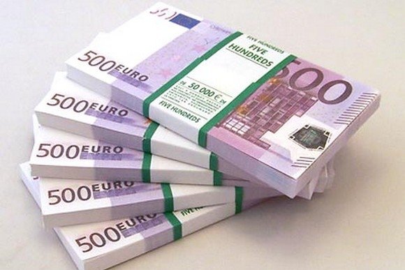 Курс валют: Евро укрепляет свои позиции — Tazabek