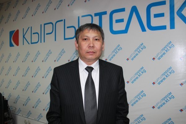 Глава правления «Кыргызтелекома» Э.Ешеналиев назвал, кто вынудил их подписать договора по покупке услуг Интернета по $30 за 1 Мб/с — Tazabek