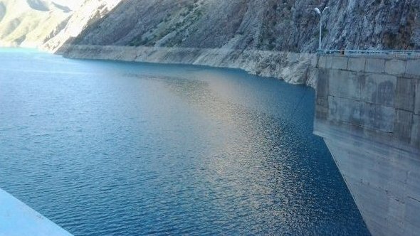Как менялся объем воды в Токтогульском водохранилище за последние 8 лет? (данные на 2 декабря) — Tazabek