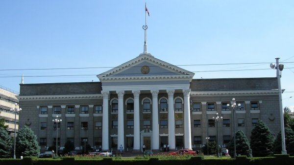 В управлении доходов местного бюджета Бишкека нет ни одной служебной машины, - начальник управления А.Бообеков — Tazabek