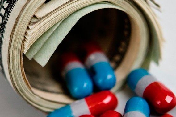Очень много денег зарабатывается на ровном месте, - эксперт С.Сырдыбаев о ценообразовании на рынке лекарств КР — Tazabek