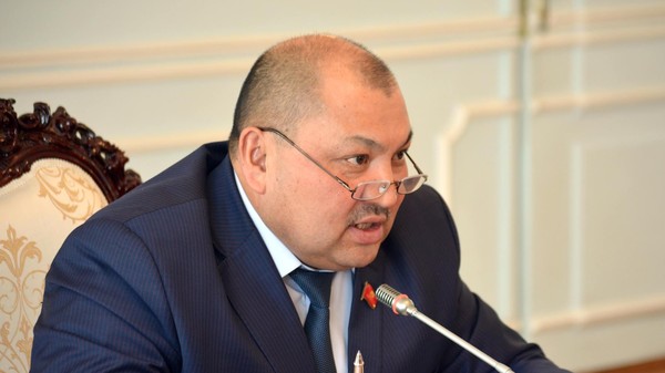 Депутат К.Рыспаев попросил разобраться с информацией, что с месторождения Ниязбек-Северный Каракчикум в Баткене качают газ в Таджикистан — Tazabek