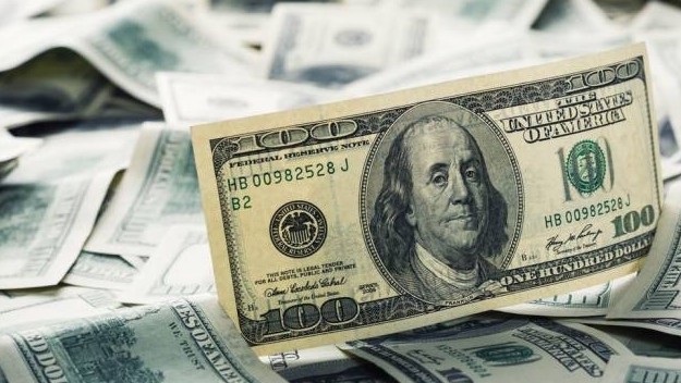 «Курс валют»: Доллар продается по 68,95 сома (график) — Tazabek