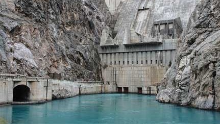 Какова динамика выработки электроэнергии на ГЭС и ТЭЦ страны за последние 5 лет? — Tazabek