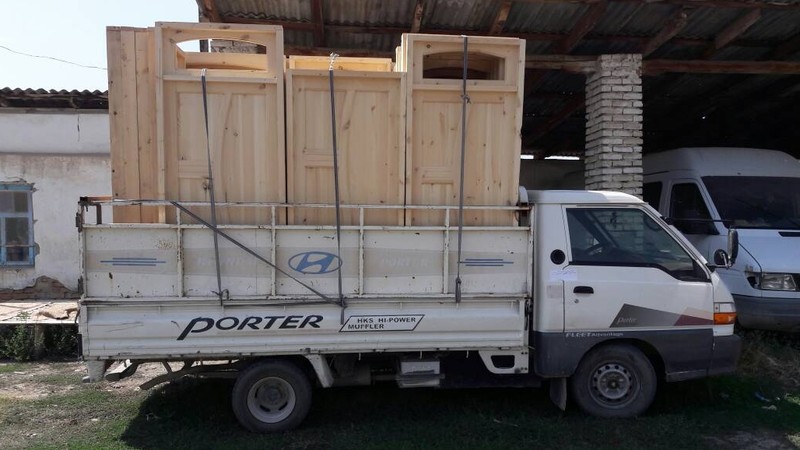Таможня пресекла контрабандный ввоз деревянных дверей из Узбекистана — Tazabek