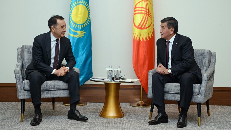 Президент С.Жээнбеков и премьер Б.Сагинтаев обсудили кыргызско-казахское сотрудничество и взаимодействие в рамках ЕАЭС — Tazabek