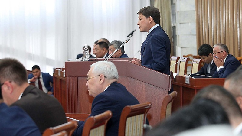 Депутаты заслушают отчет премьера С.Исакова о ситуации с ТЭЦ после 11.00 — Tazabek