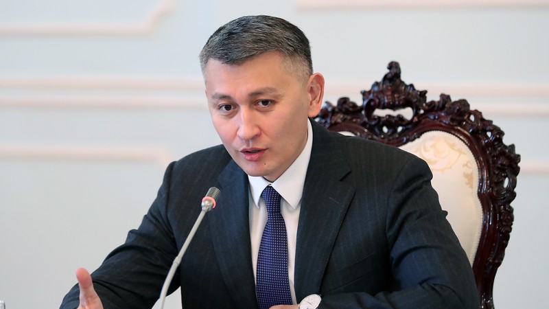 Депутат предложил отказаться от практики уплаты налога на имущество 4 группы при каждой смене владельца транспорта — Tazabek