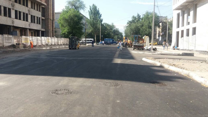До зимы мэрия Бишкека планирует закончить реабилитацию 136 км дорог — Tazabek