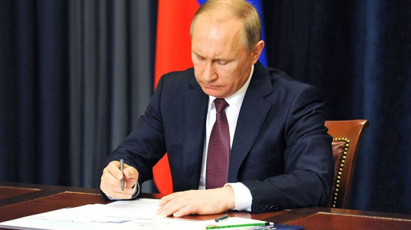 Президент России В.Путин продлил запрет на транзит украинских товаров по территории России в Казахстан и Кыргызстан — Tazabek