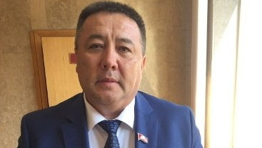 Депутат: Какой орган следит за тем, чтобы водители по маршруту Ош–Бишкек отдыхали? — Tazabek