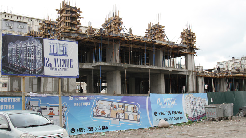 Госэкотехинспекция: Строительная компания «Авангард Билдинг» незаконно строит 12-этажный дом в 12-микрорайоне — Tazabek