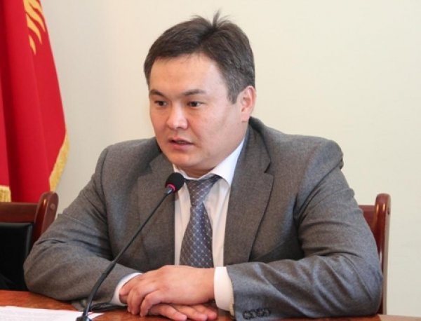 Депутат М.Аманкулов: КПП «Ак-Жол» – это первое впечатление о Кыргызстане, правительство в лице Минтранса недорабатывает — Tazabek