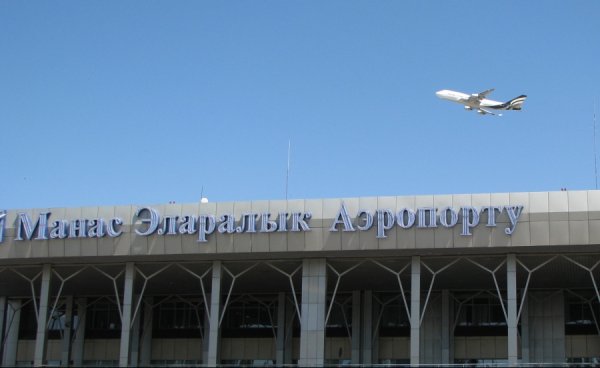 За 6 месяцев пассажироперевозки кыргызстанскими авиакомпаниями снизились на 12-17%, иностранные авиакомпании увеличили перевозки на 5% — Tazabek