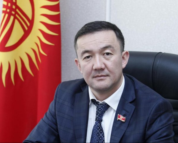 Депутат Ж.Турускулов сообщил, что работники «Кыргызкомура» полгода не получали зарплату — Tazabek