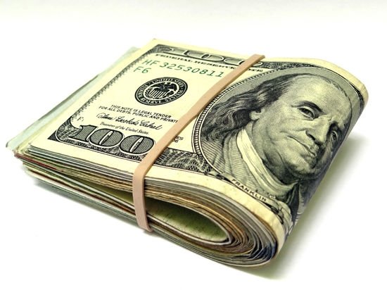 Воскресный курс валют: Доллар в обменках продается по 68,95 сома — Tazabek