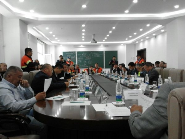 В комитете ЖК по ТЭК интересуются, кто определяет стоимость вывозимого «Алтынкеном» концентрата — Tazabek