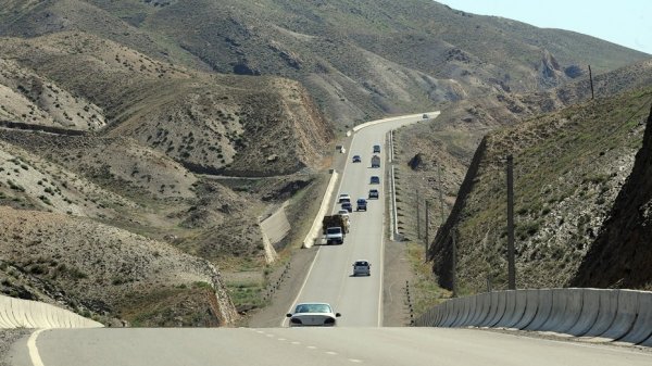 Минтранс будет разрабатывать 5 карьеров для строительства автодороги Ош–Баткен–Исфана — Tazabek