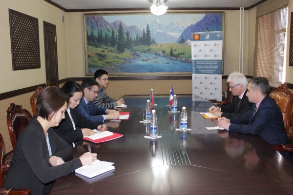 Кыргызстан и Франция намерены наращивать сотрудничество в производстве тканей, сельхозпереработке, машиностроении, гидроэнергетике и туризме — Tazabek