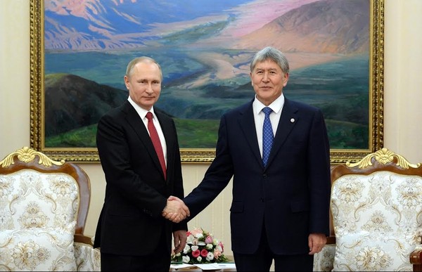 Президент КР А.Атамбаев встретился с президентом РФ В.Путиным — Tazabek