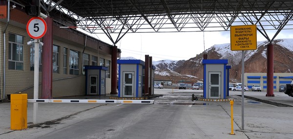 В рамках оснащения пунктов пропуска в Кыргызстане освоено 18,8 млн сомов, - ГТС — Tazabek